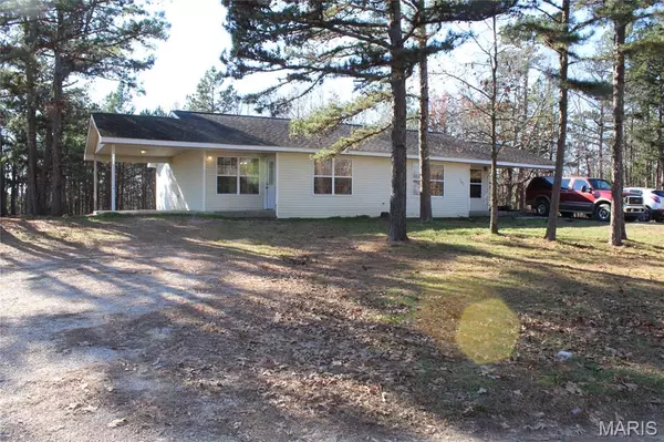 202 Mountain Ash LN, Poplar Bluff, MO 63901