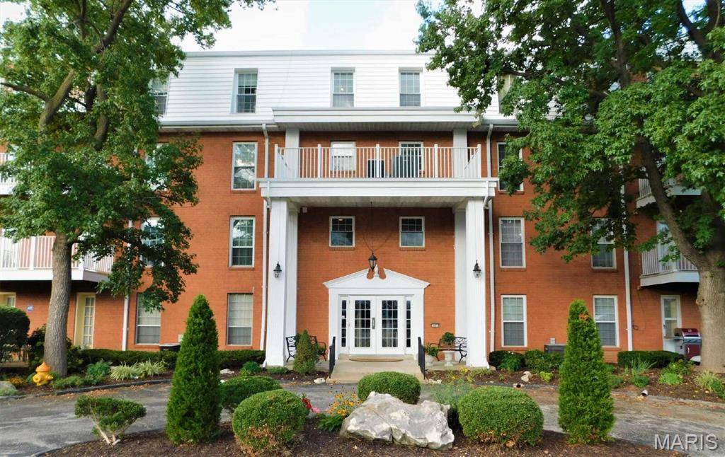 14471 Bantry LN #11, Chesterfield, MO 63017