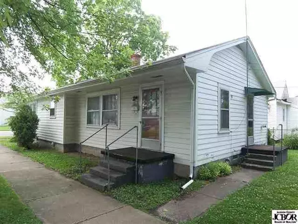 303 N Vine Street, Seymour, IN 47274