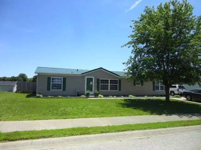 1079 Sunset Lane, Seymour, IN 47274