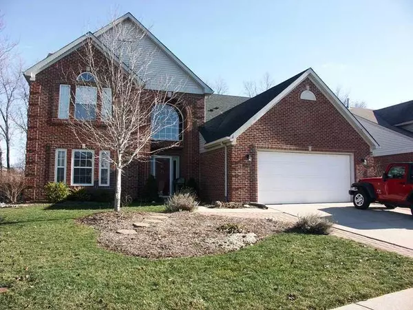 7203 SYCAMORE RUN DR, Indianapolis, IN 46237