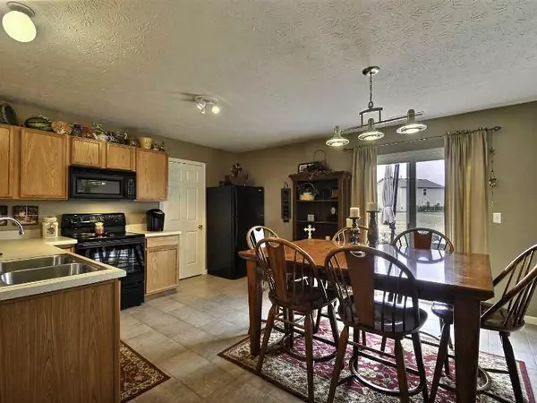 Mccordsville, IN 46055,7163 Lyndhurst XING