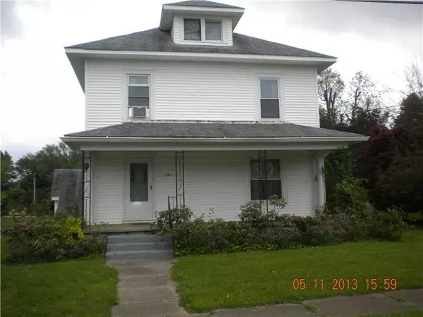 121 E MAIN ST, Waveland, IN 47989