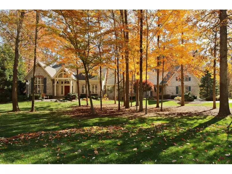 Zionsville, IN 46077,9135 Timberwolf LN