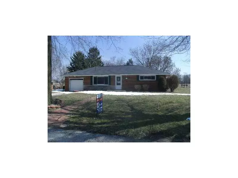 207 N ELM DR, Alexandria, IN 46001