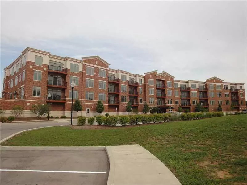 20971 Shoreline #407 CT, Noblesville, IN 46062