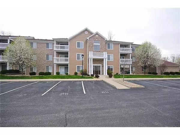 6525 EMERALD HILL #310 CT, Indianapolis, IN 46237