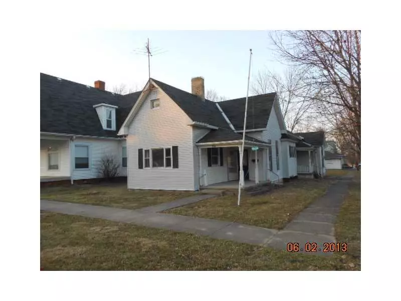 200 W BOW ST, Thorntown, IN 46071