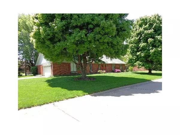 1801 WINDING RIDGE TRL, Indianapolis, IN 46217