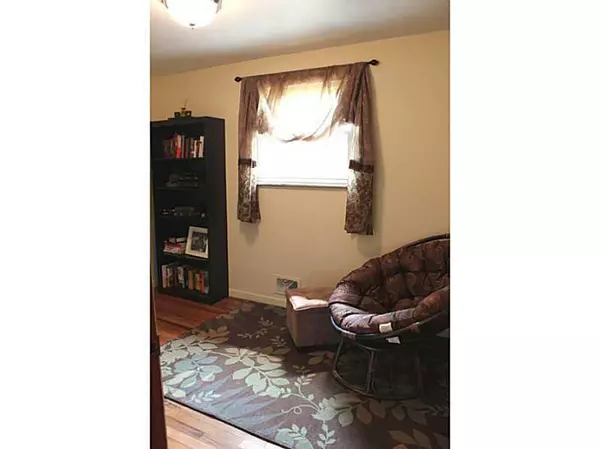 Indianapolis, IN 46241,605 Waldemere AVE