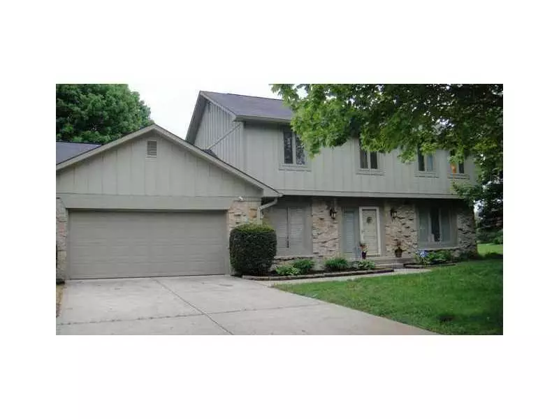 Indianapolis, IN 46260,9032 BUTTERNUT CT