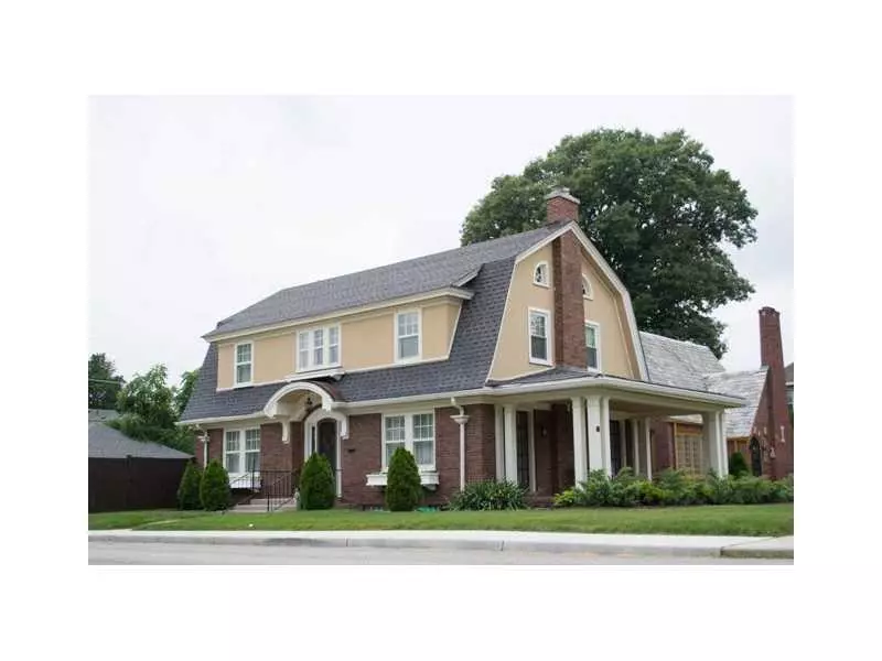 237 BERKLEY RD, Indianapolis, IN 46208