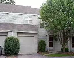 7725 Harbour Isle, Indianapolis, IN 46240