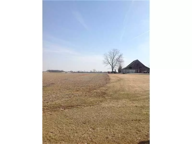 Bargersville, IN 46106,4151 N 400 W