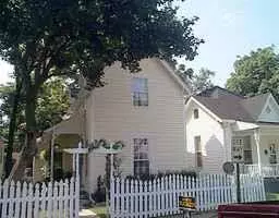 435 W Franklin ST, Shelbyville, IN 46176