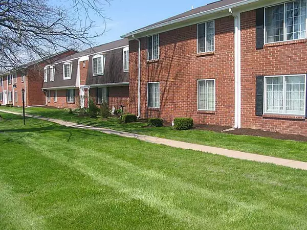 Indianapolis, IN 46260,6516 STONY RIDGE #B