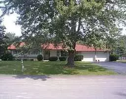 10 BRENDA CT, Danville, IN 46122