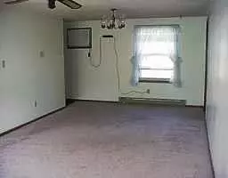 Summitville, IN 46070,2040 E 1700 N
