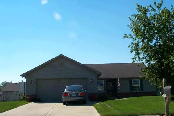 102 W Delaware ST, Fortville, IN 46040
