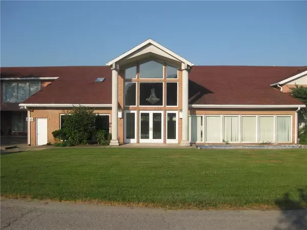 909 Lakeview DR, Logansport, IN 46947