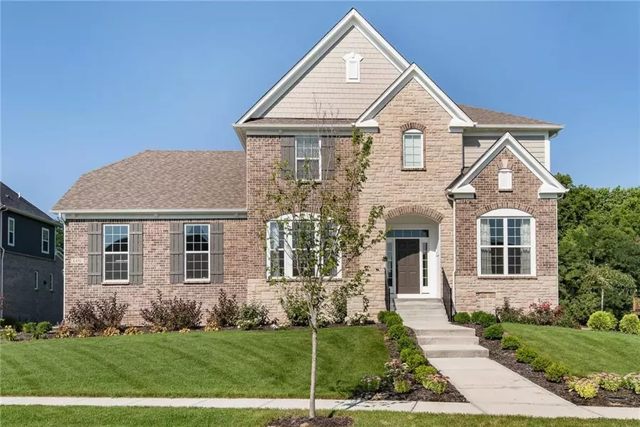 6492 Westminster DR, Zionsville, IN 46077