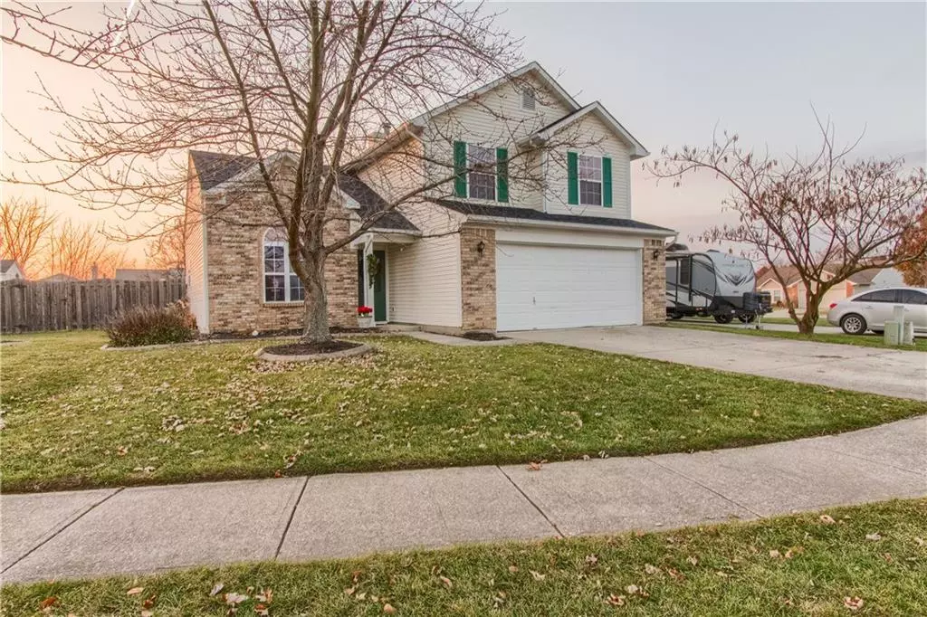 Avon, IN 46123,7307 Thornmill CT