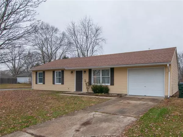 Hope, IN 47246,150 Hitchcock DR