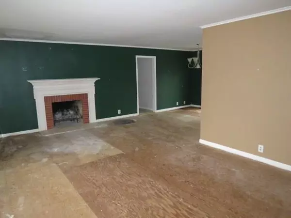 Muncie, IN 47304,1207 N Greenbriar RD