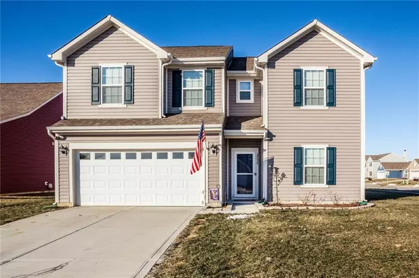 2524 Shadowbrook TRCE, Greenwood, IN 46143