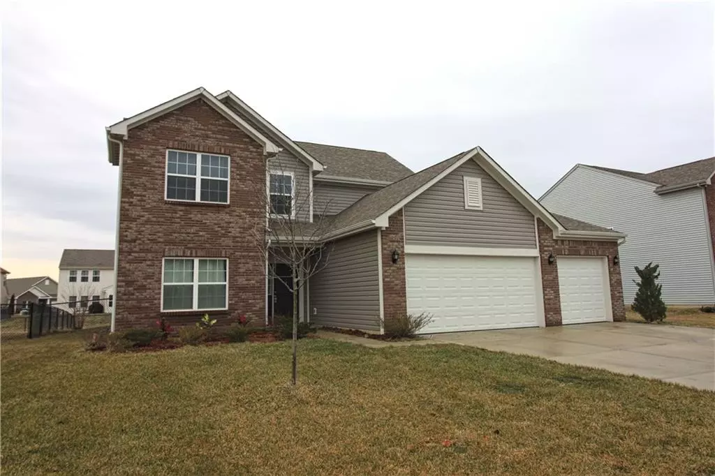 Indianapolis, IN 46239,7827 Housefinch LN