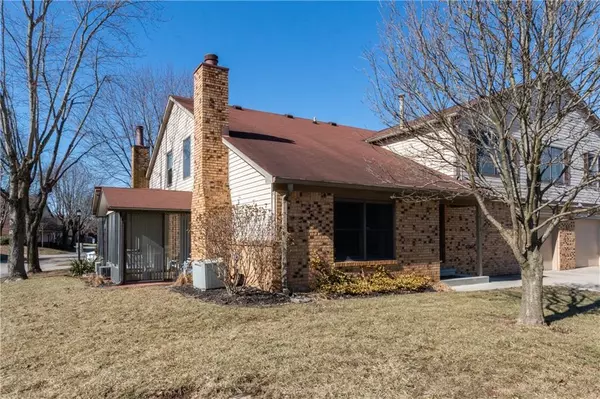 Indianapolis, IN 46234,8316 CHAPEL PINES DR