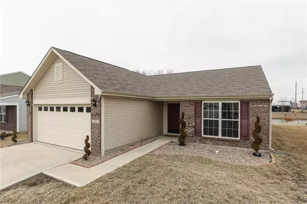 Greenwood, IN 46143,892 Briarstone DR