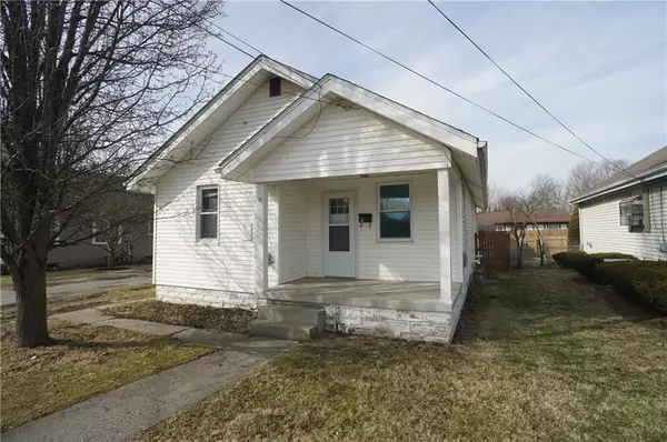 11 S 5th ST, Batesville, IN 47006