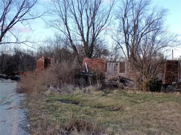 Canaan, IN 47224,8687 E State Road 250