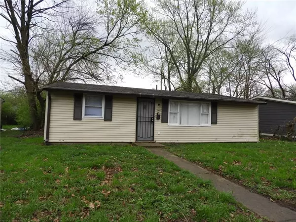 2949 Wallace AVE, Indianapolis, IN 46218