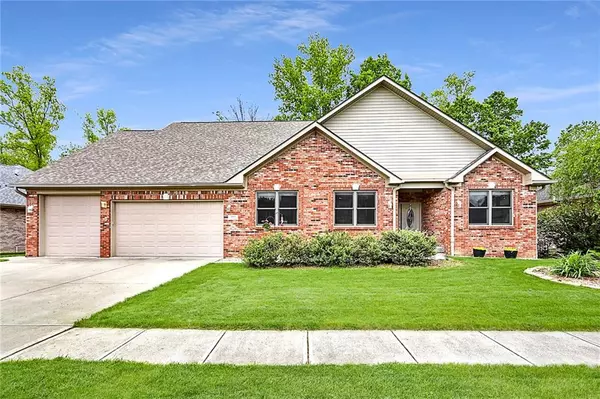 3855 Southwind TER, Greenwood, IN 46142