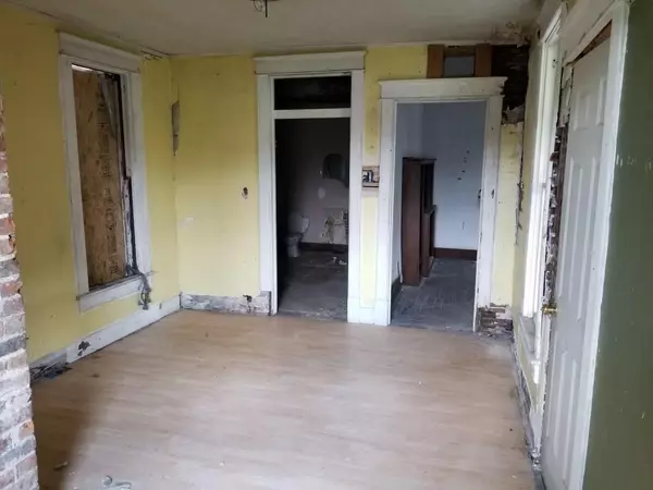 Dunkirk, IN 47336,514 N Main ST