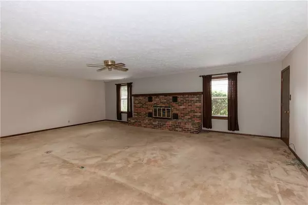 Indianapolis, IN 46256,8626 Fox Ridge LN