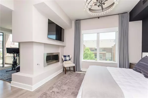 Indianapolis, IN 46202,504 N Park AVE #11