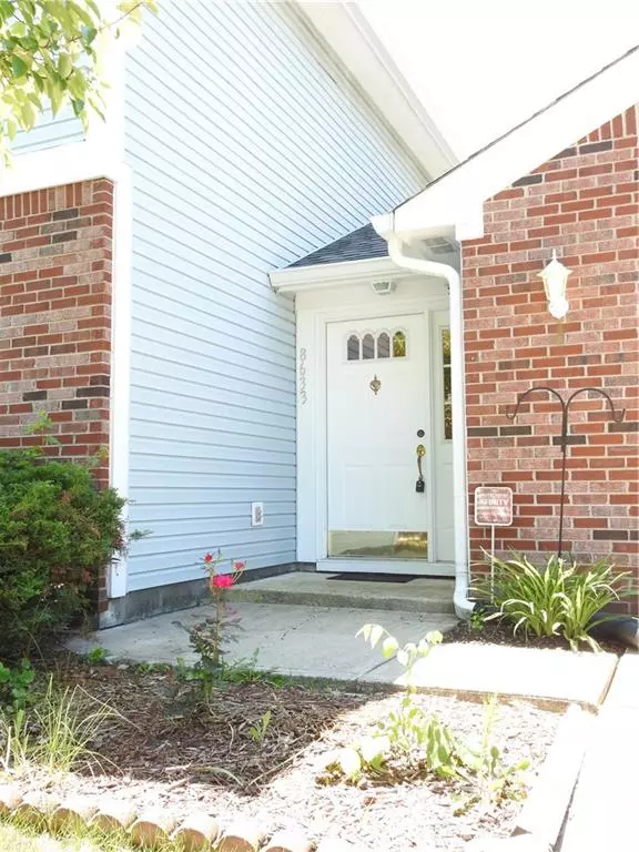 Indianapolis, IN 46234,8633 Brookhill CT