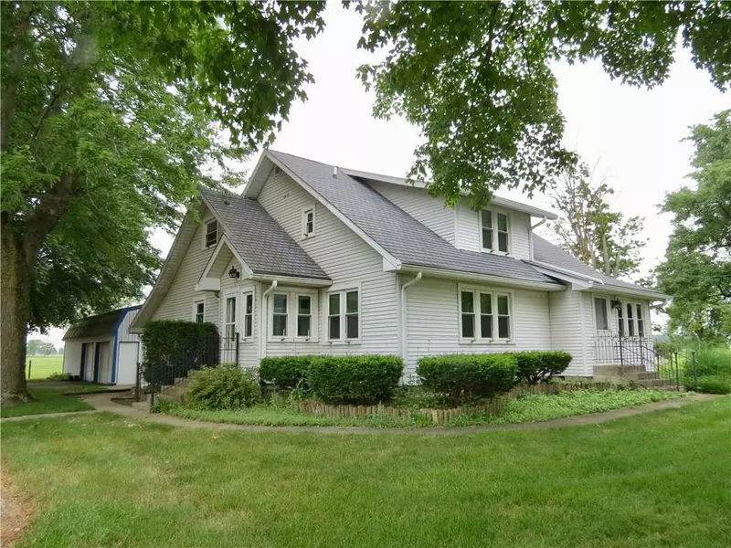 6054 Strawtown PIKE, Jonesboro, IN 46938