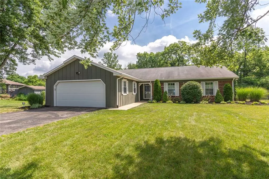 Indianapolis, IN 46256,8601 FOX RIDGE LN