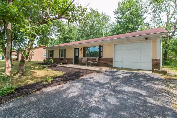 129 Catherine DR, Westfield, IN 46074