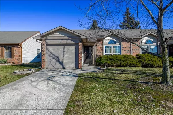 Indianapolis, IN 46254,7106 Eagle Cove DR