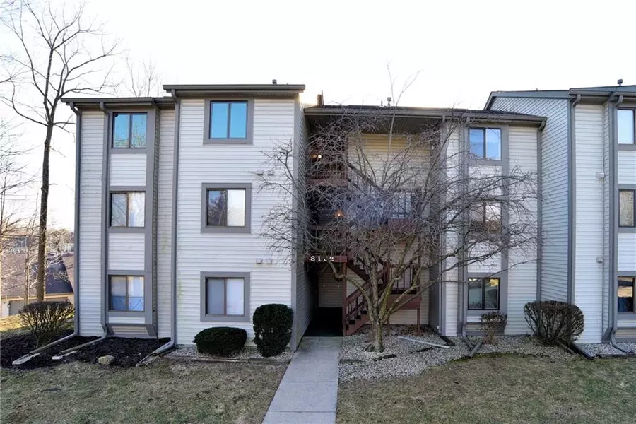 8132 Shorewalk DR #E, Indianapolis, IN 46236