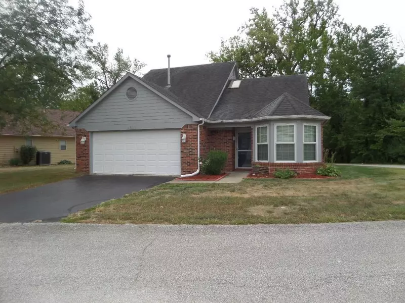 5834 Cross Bridge CIR, Plainfield, IN 46168