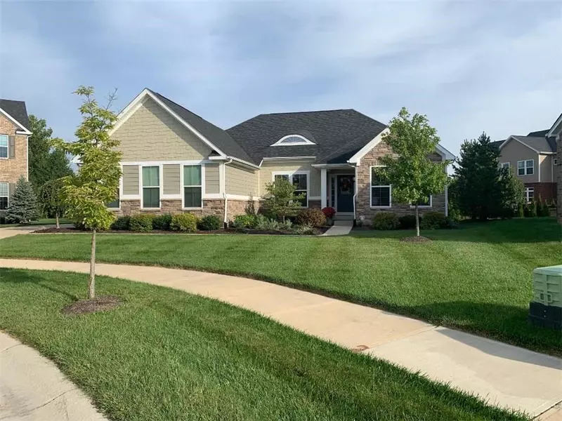 4518 Windchase CIR, Zionsville, IN 46077