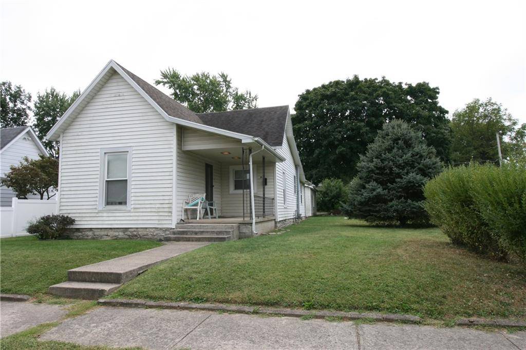Anderson, IN 46016,921 W 1st ST