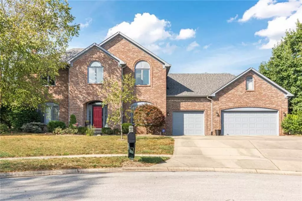 Avon, IN 46123,6045 White Ash CT