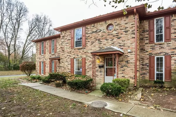 Indianapolis, IN 46220,4317 Greenway DR